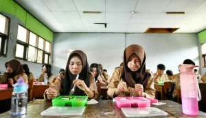 MBG Jadi Dapur Raksasa Negara, Tantangan Tata Kelola dan Ujian Audit bagi BGN