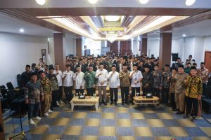 Walikota Surabaya Eri Cahyadi Tegaskan Mahasiswa Jaga Identitas dan Akhlak sebagai Agen Perubahan Bangsa